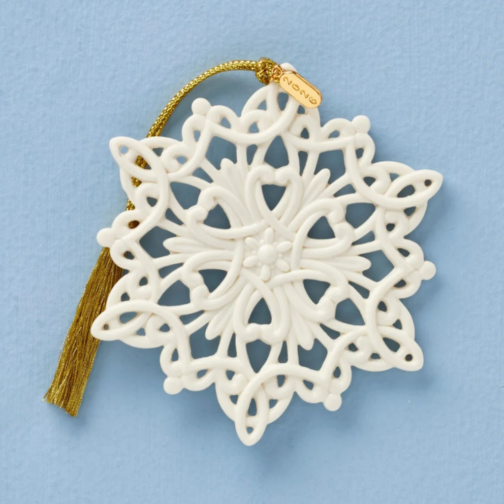 オル ダンシングスノーフレークス Lenox 2026 Snow Fantasies Snowflake Ornament – Annual Ornaments