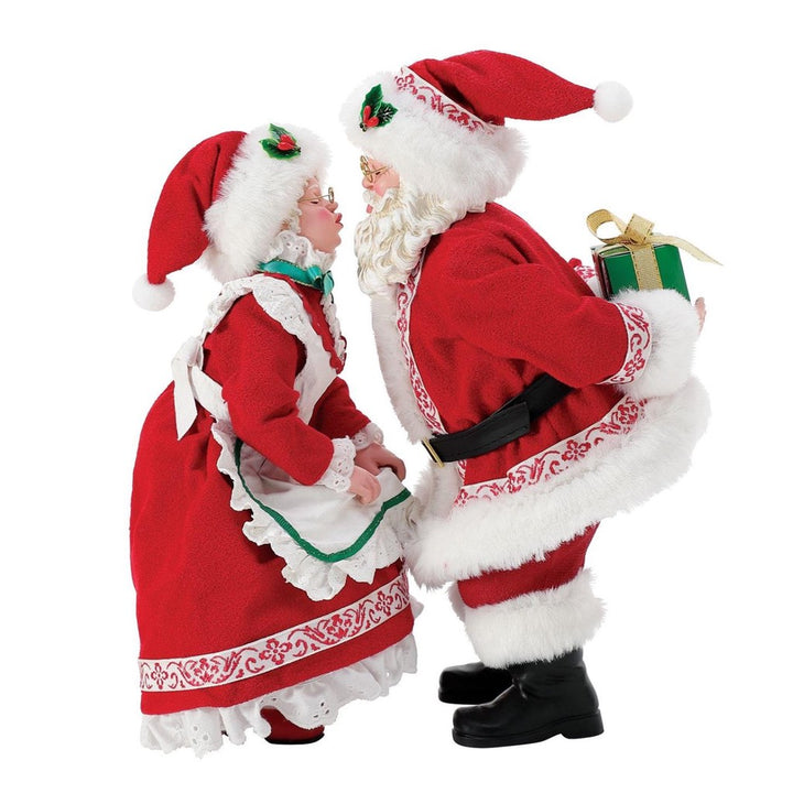 Possible Dreams Clothtique Northpole Sweethearts Figurine