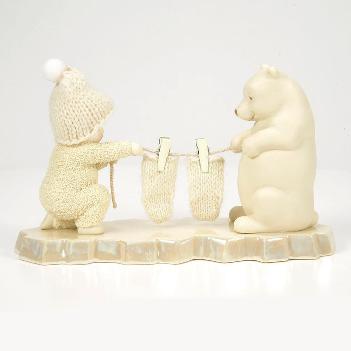 Snowbabies The Stockings Are Hung Figurine