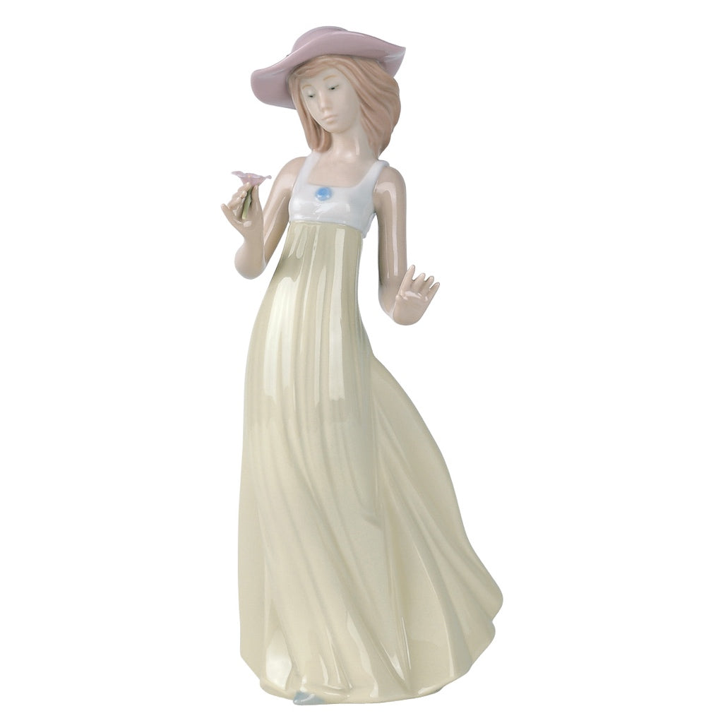 Nao by Lladro Gentle Breeze Figurine