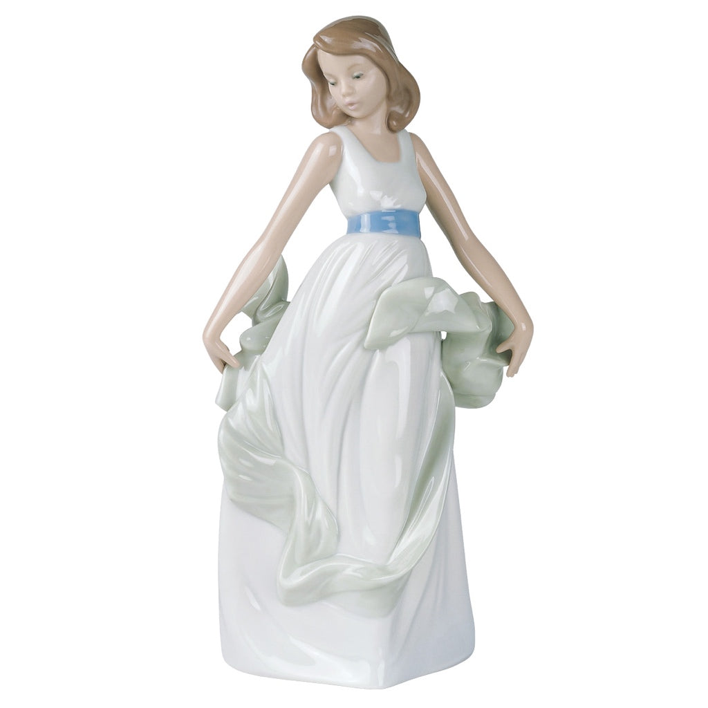Nao by Lladro Walking On Air Figurine