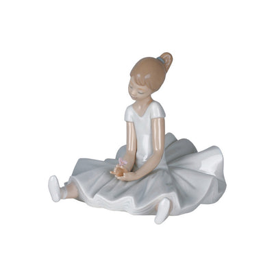 Nao by Lladro Dreamy Ballet Figurine