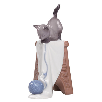 Nao by Lladro Kitten Playtime Figurine